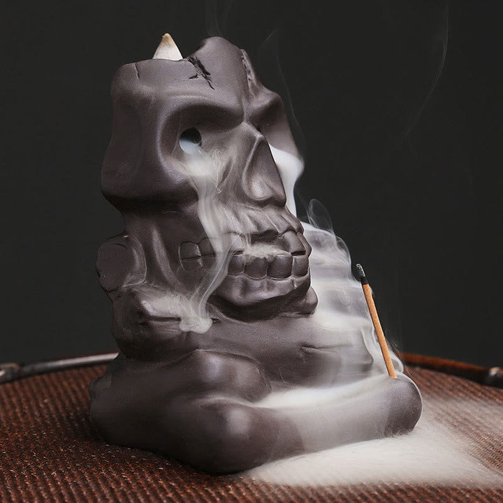 Räucherkegel Halterung Totenkopf Ton Lila Feng Shui