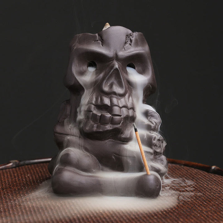 Räucherkegel Halterung Totenkopf Ton Lila