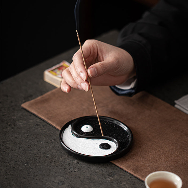 Räucherstäbchen Halterung Yin Yang Zen Statue