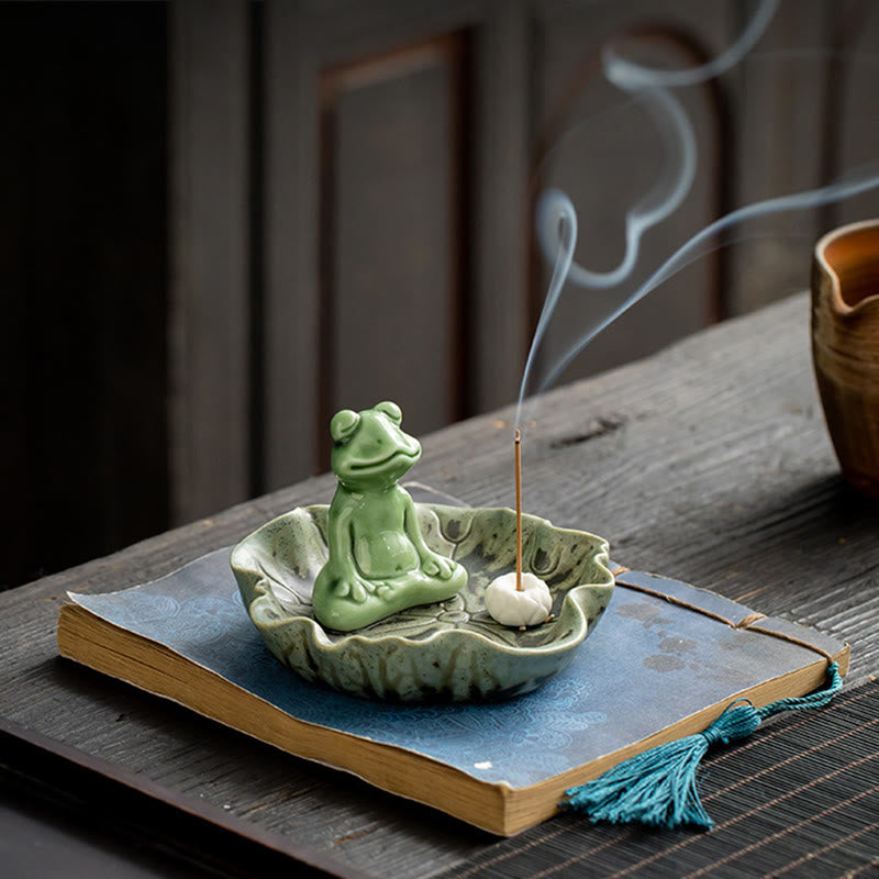 Räucherstäbchenhalter Frosch Blatt Keramik Meditation Statue