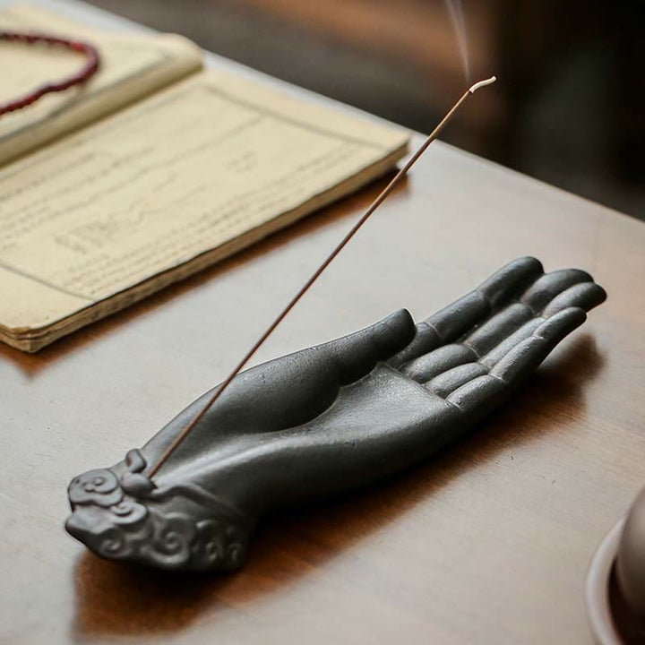Räucherstäbchenhalter Hand Statue