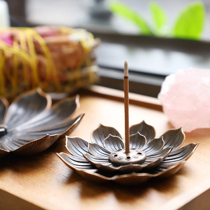 Räucherstäbchenhalter Lotus Wohnzimmer