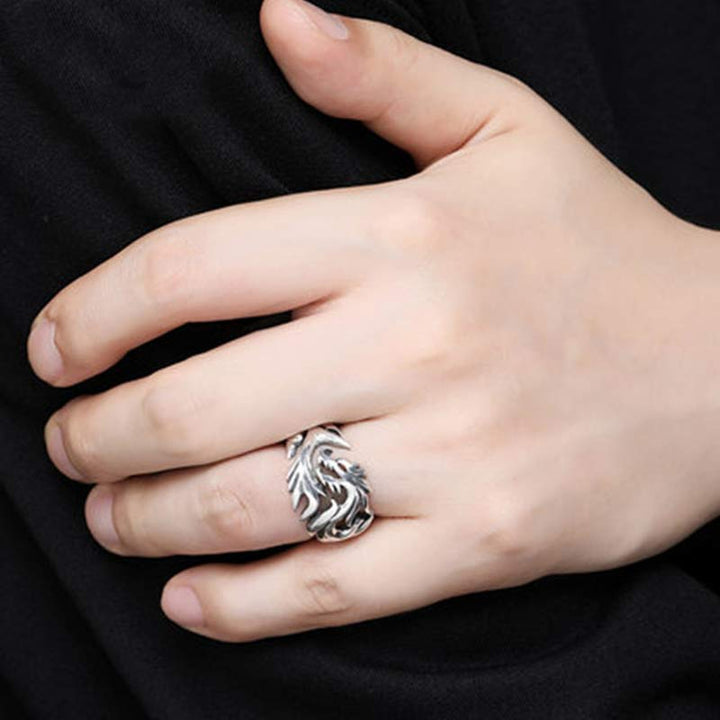 Drachen Ring aus Silber getragen Fengshui Schutz Stärke Glück Kraft