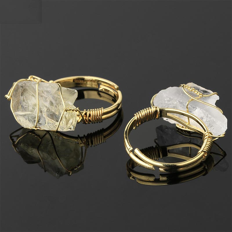 Ring Amethyst Kristall mit goldener Drahtwicklung Schmuck