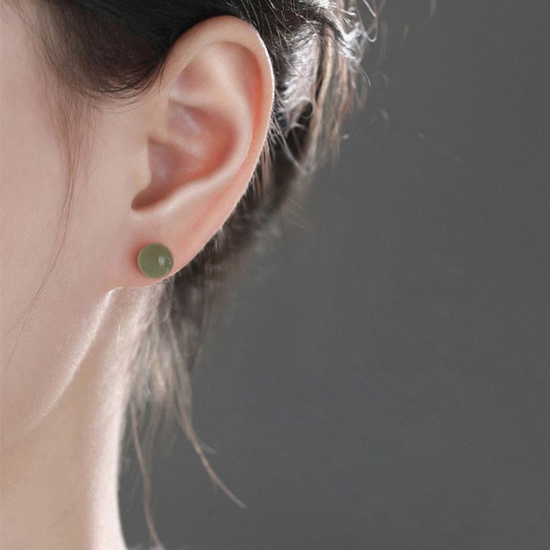 Ohrringe Jade Kugel Glück getragen Ohrstecker grün Boho Schmuck spirituell