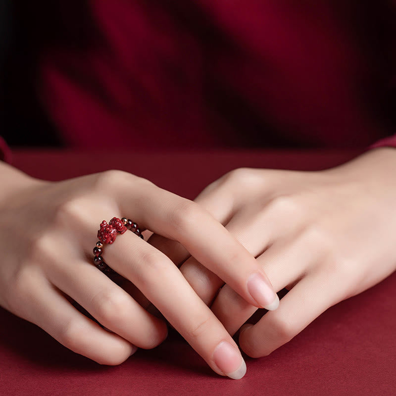 Ring Granat Zinnober Pixiu – Glück & Schutz
