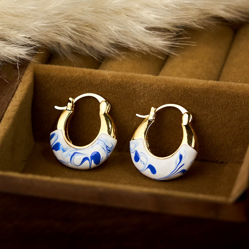 Ohrringe Kupfer Emaille Heilung Glück blau weiß Gold Schmuckschatulle Boho