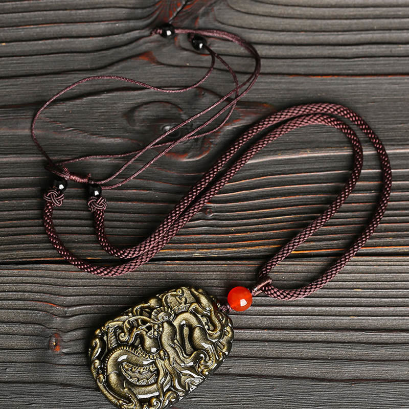 Drachen Anhänger Kette burgunderrot mit rotem Stein Erfolg Symbol