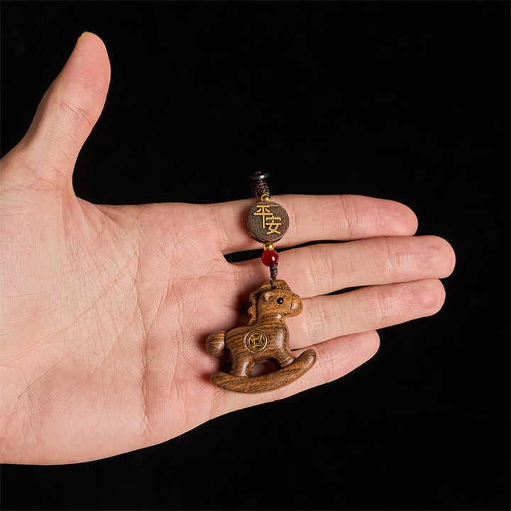 Schlüsselanhänger Pferd Holz handgeschnitzt chinesisch Glücksbringer spirituell Geschenk
