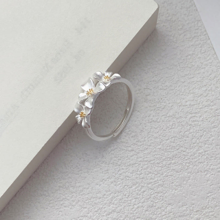 Ring 925 Silber Gardenie – Schutz mit zarten weißen Blüten elegant