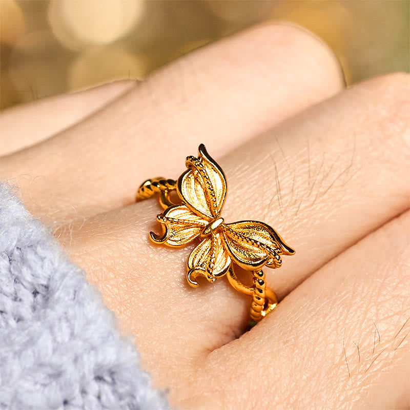 Vergoldeter Schmetterling Ring aus Messing an Finger Liebe