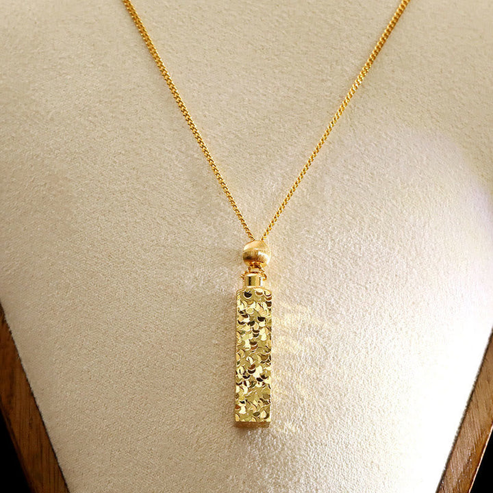 Kupfer Buddha Anhänger Rechteck goldene Kette Glück am Hals getragen