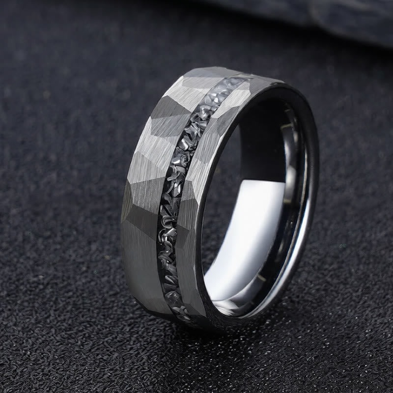 Ring Tungstenstahl Gehämmert – Stärke 20.6mm