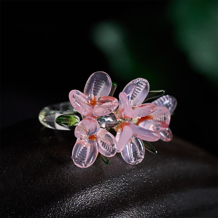 Ring Liuli Birnblüte Weisheit rosa Kristallblüten Grün elegant Design