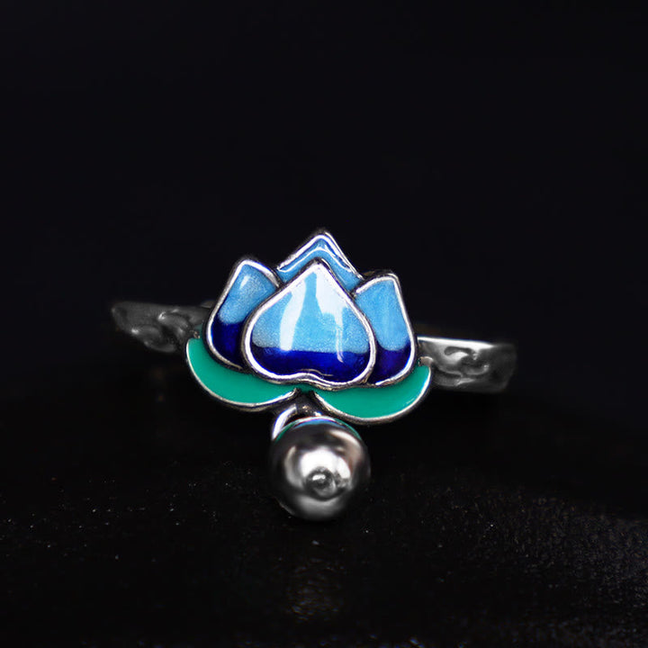 Blauer Lotus Ring aus Silber mit grünen Blütenblättern und Perle Fengshui