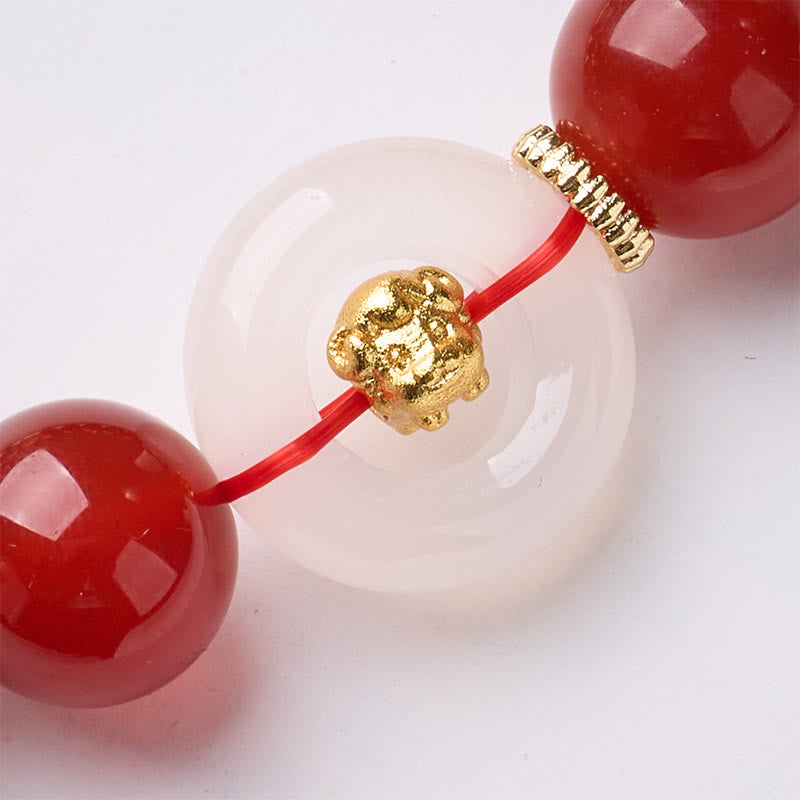 Armband Roter Achat Chalcedon Friedensschnalle Selbstvertrauen mit goldenem Pixiu Detail