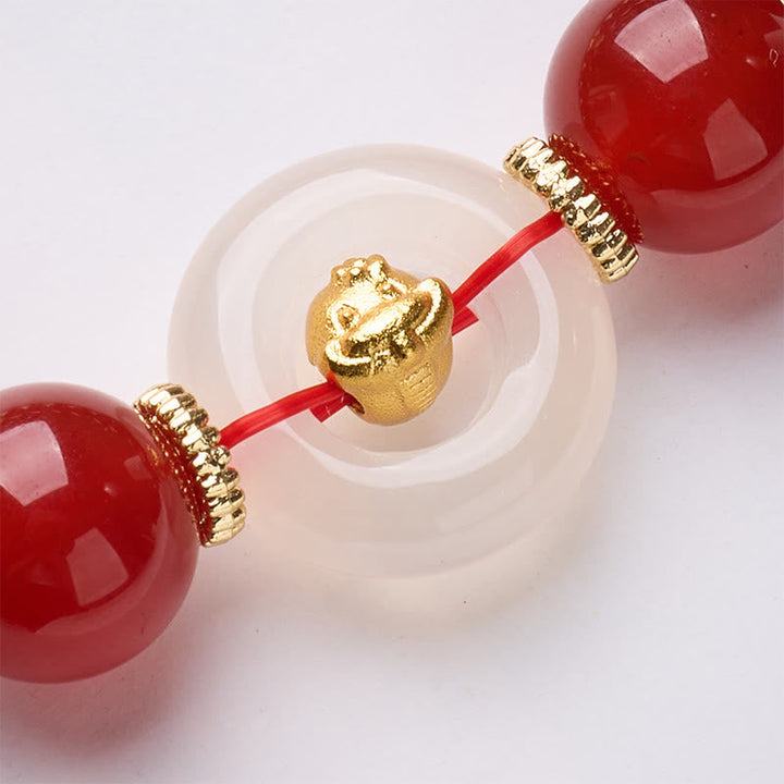 Armband Roter Achat Chalcedon Friedensschnalle Selbstvertrauen goldene Pixiu Perle Detail