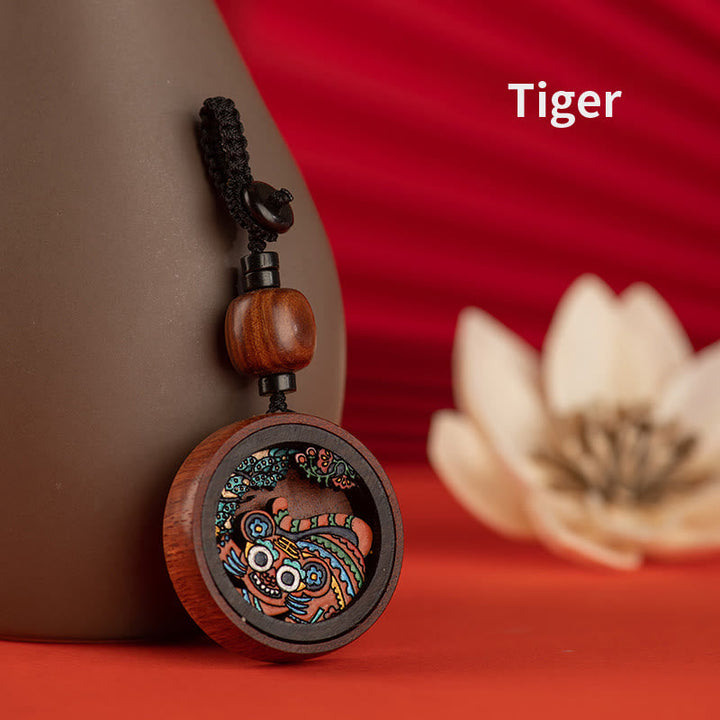 Schlüsselanhänger Drache Rosenholz – Ruhe Tiger