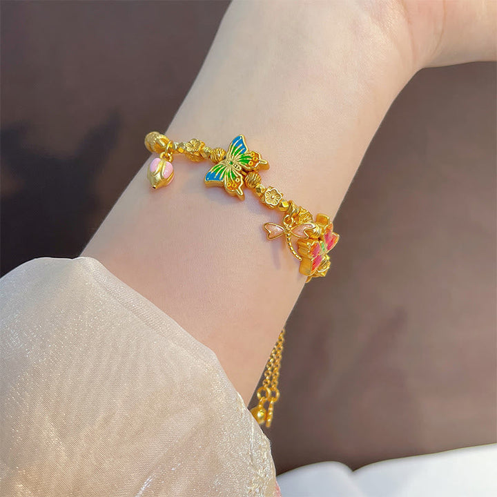 Armband 925 Silber Schmetterling Schutz farbenfroh am Handgelenk getragen