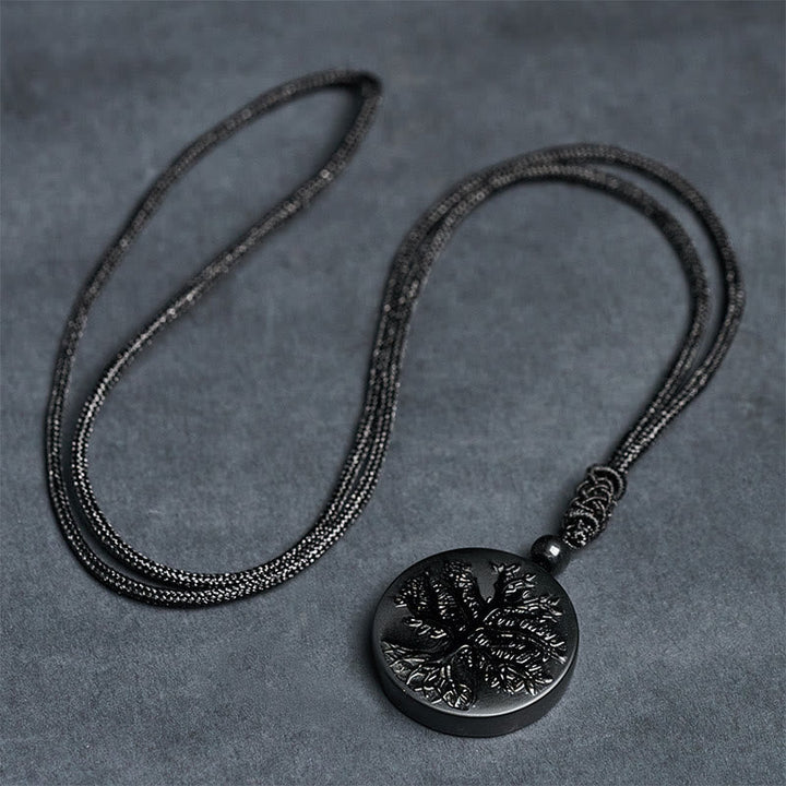 Schwarze Obsidian Kette mit Lebensbaum Anhänger Transformation Symbol