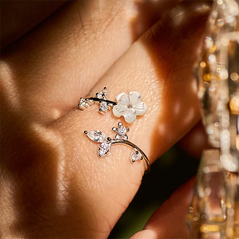 Ring 925 Silber Weiße Blume Segen elegant getragen Glück