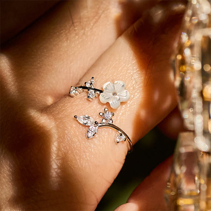 Ring 925 Silber Weiße Blume Segen elegant getragen Glück