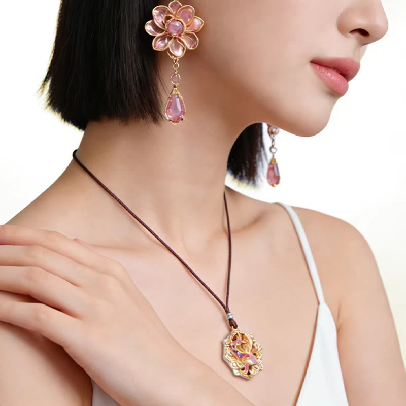Silber Kette mit Koi-Fisch Anhänger Sterlingsilber elegant getragen