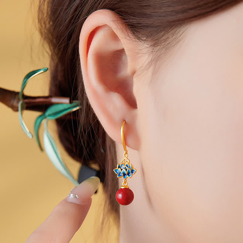 Ohrringe Zinnober Silber Lotus getragen Boho Schmuck spirituell Ohrhänger