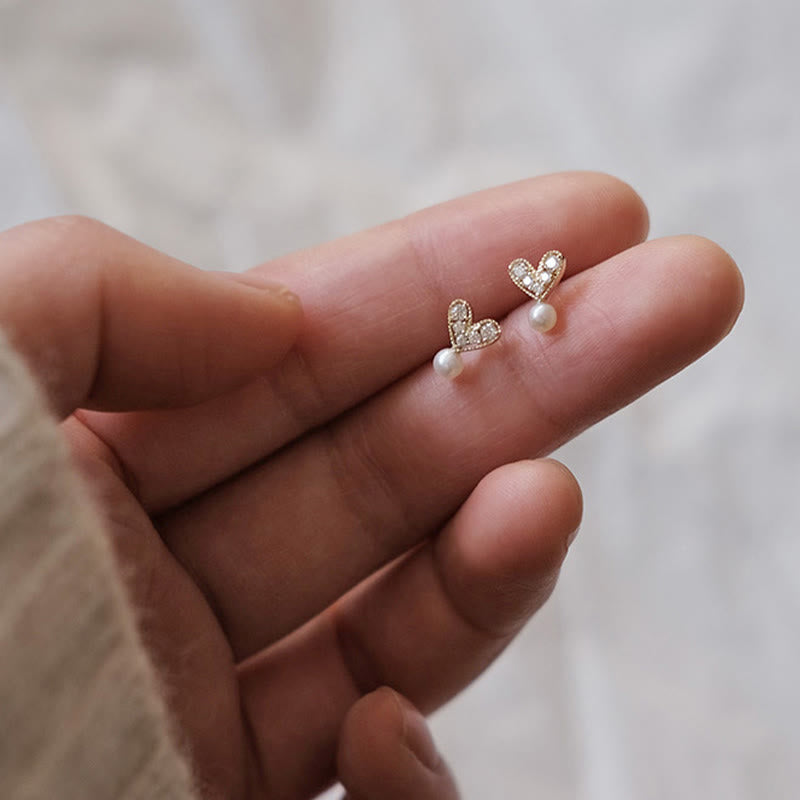 Ohrringe Perle Silber Herz Aufrichtigkeit Hand getragen zart Schmuck