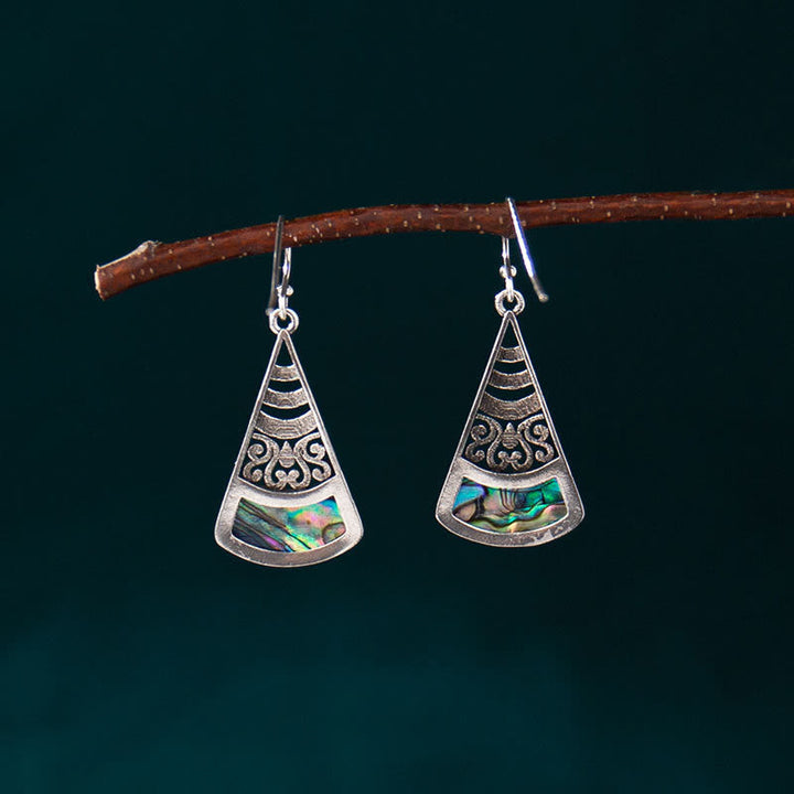 Ohrringe Tridacna Kupfer Boho Schmuck silberfarben Ohrhänger spirituell hängend Naturzweig