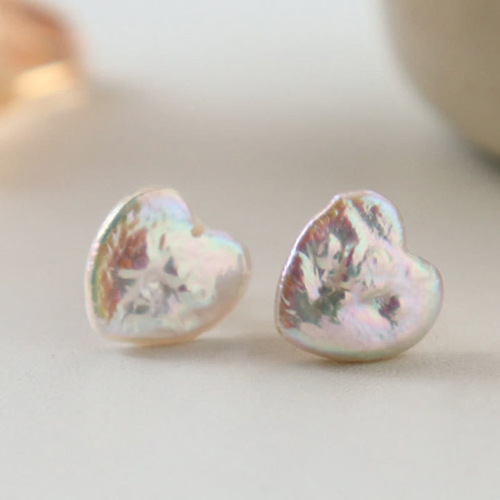 Perlen Ohrringe Herz schimmernd Boho Schmuck spirituell Ohrstecker Weisheit