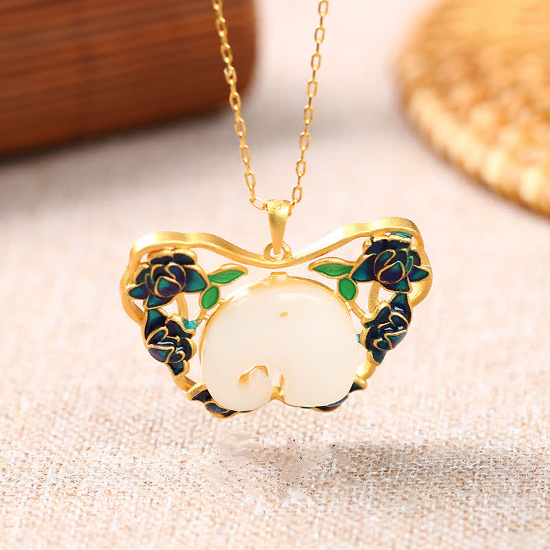 Weiße Jade Anhänger Kette vergoldet Schmetterling Lotus Blüten Design