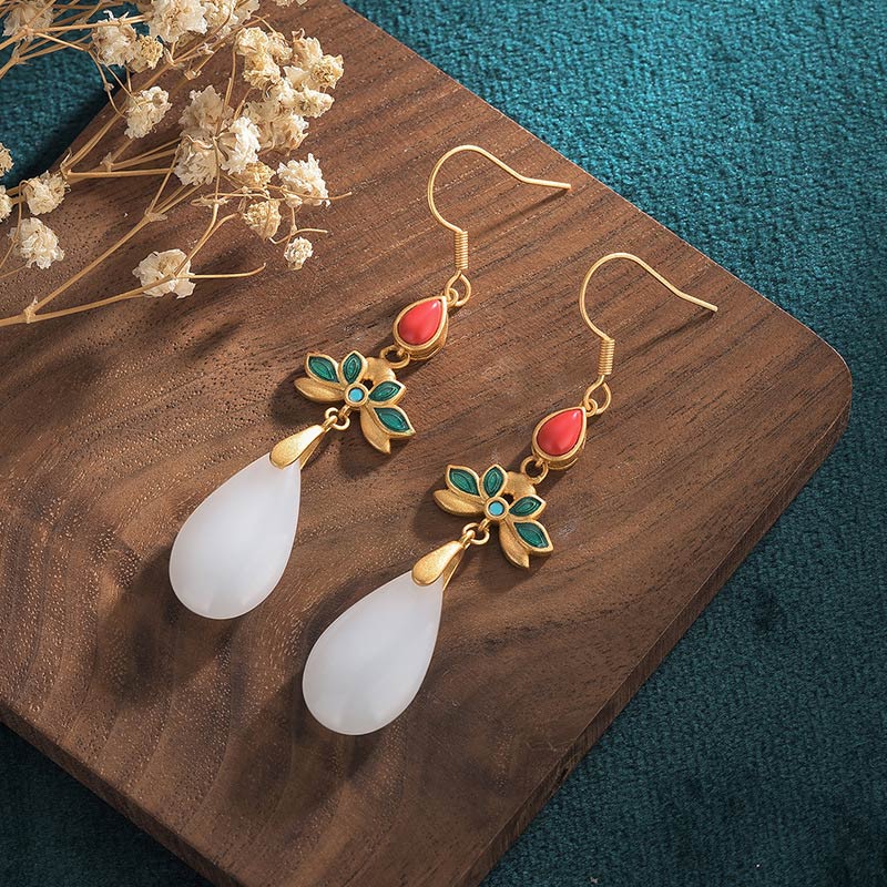 Ohrringe Weiße Jade Glück Tropfen Gold Lotus Boho spiritueller Schmuck