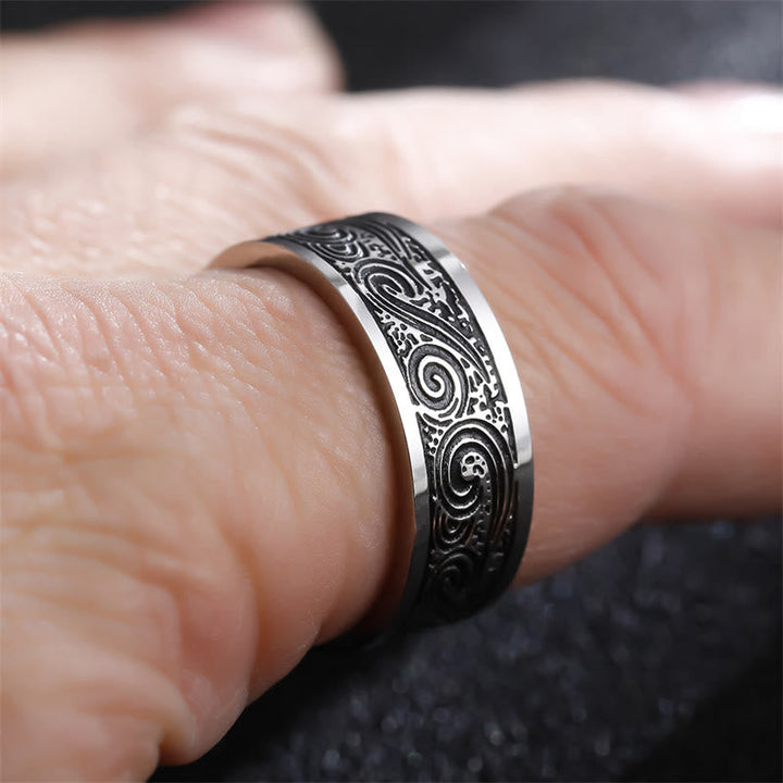 Titanstahl Ring mit Segenswolken-Muster getragen für Wohlstand und Glück