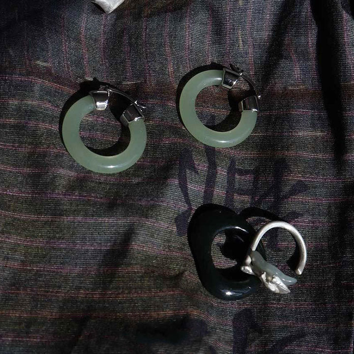 Ohrringe Weißer Jade Wohlstand Creolen grün Silber spiritueller Boho Schmuck