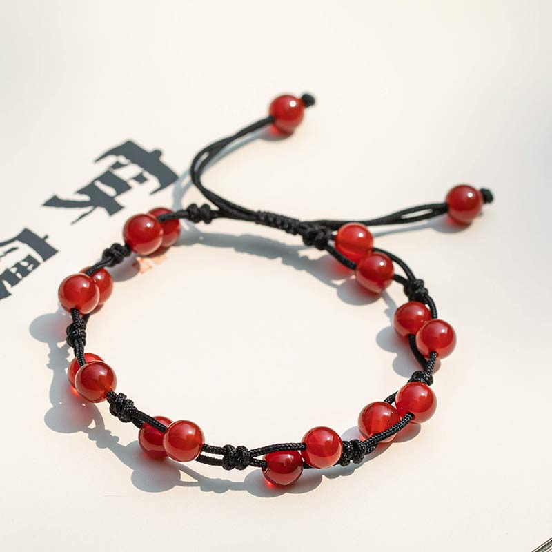 Roter Achat & Schwarze Schnur