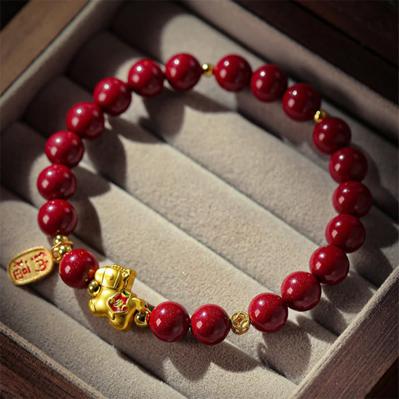 Armband Zinnober Pferd – Segen rote Perlen goldener Anhänger Schmuckbox