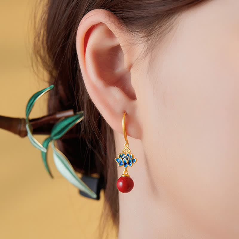 Ohrringe Zinnober Silber Lotus getragen Boho Schmuck spirituell Ohrhänger