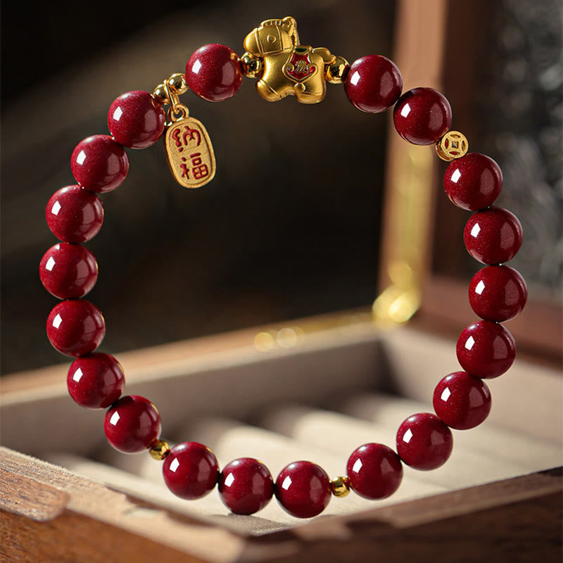 Armband Zinnober Pferd – Segen rote Perlen goldenes Pferd Anhänger Schmuckschatulle